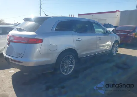 2015 Lincoln Mkt Ecoboost z USA, uszkodzony, nr VIN 2LMHJ5ATXFBL03655